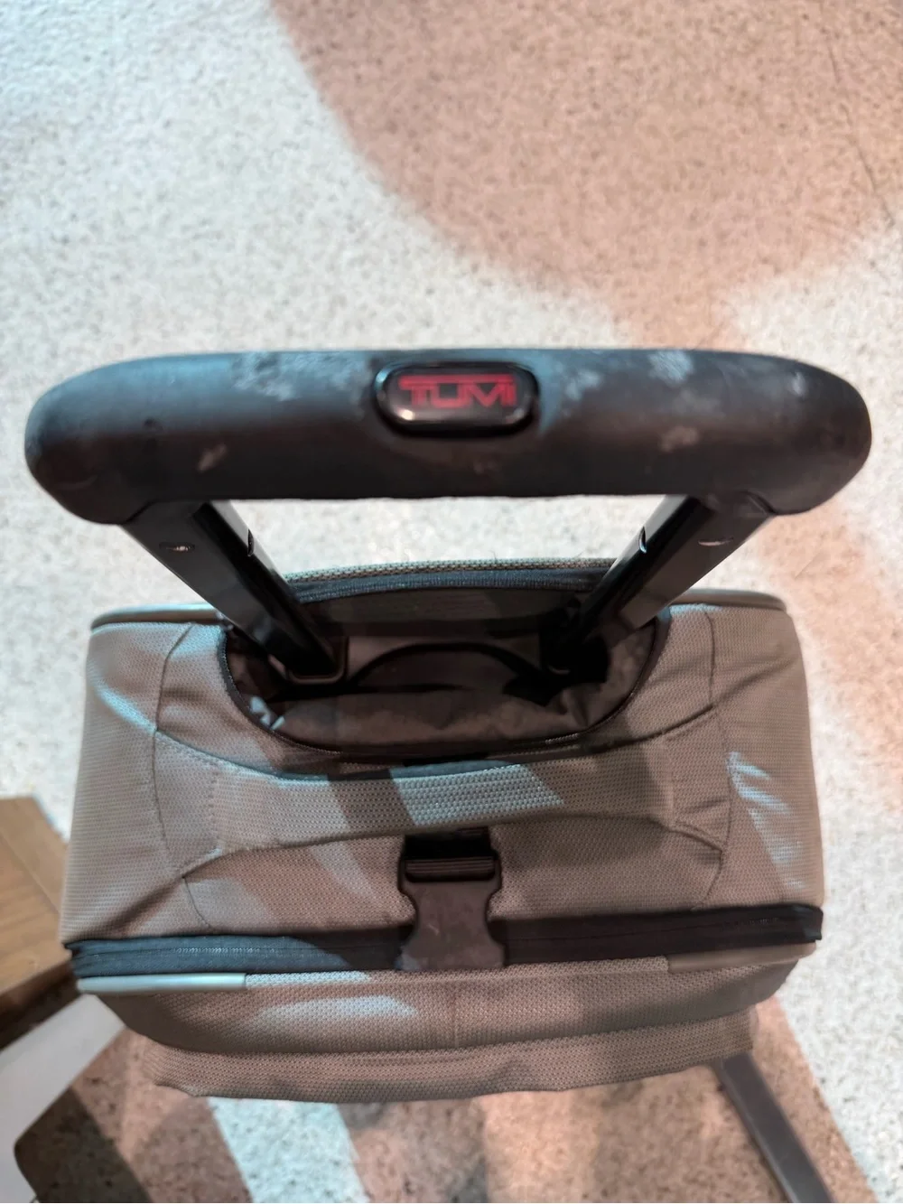 Tumi Alpa Bravo Series Gray/Black Upright Rolling Carry-On